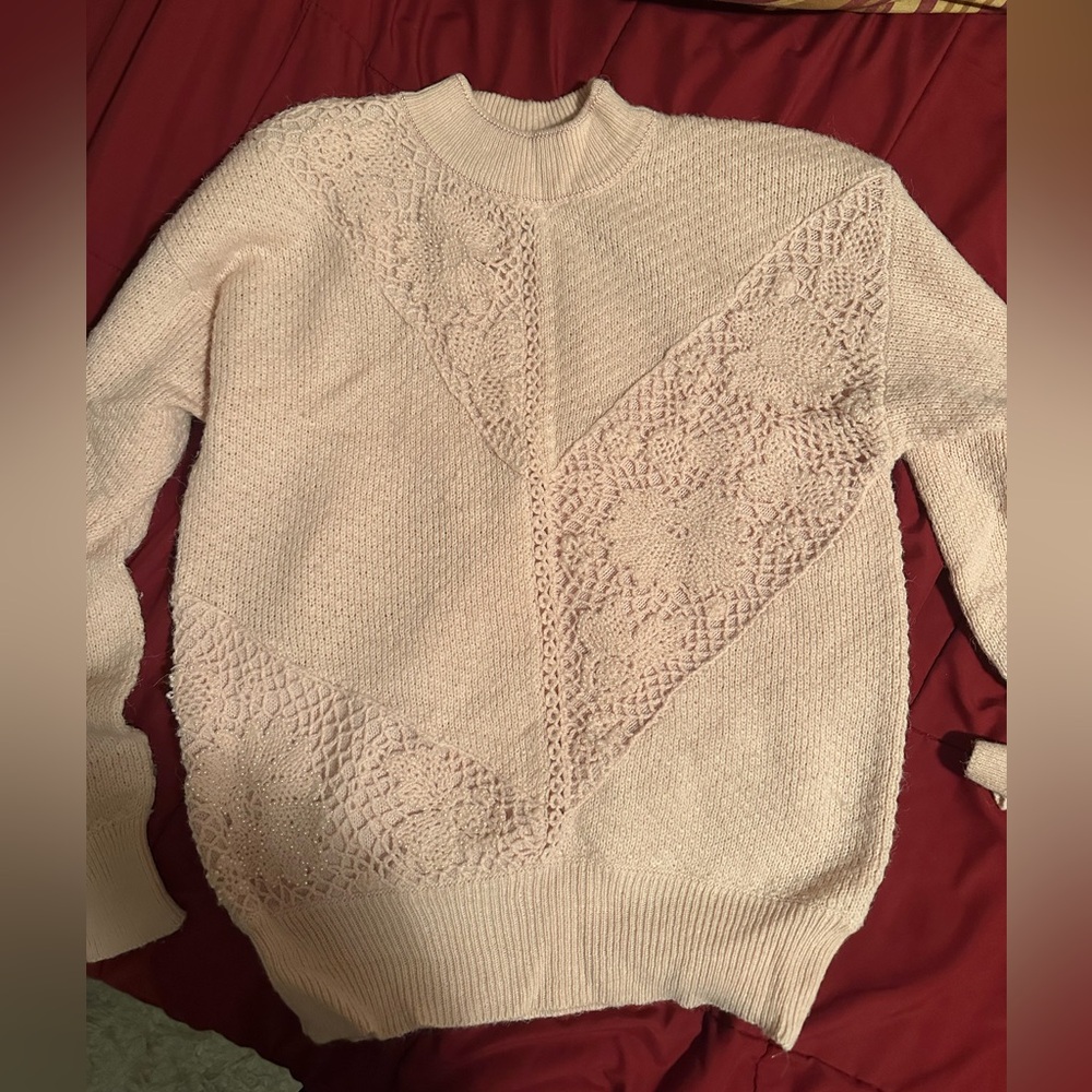 Elegant Baby Pink Women's Sweater